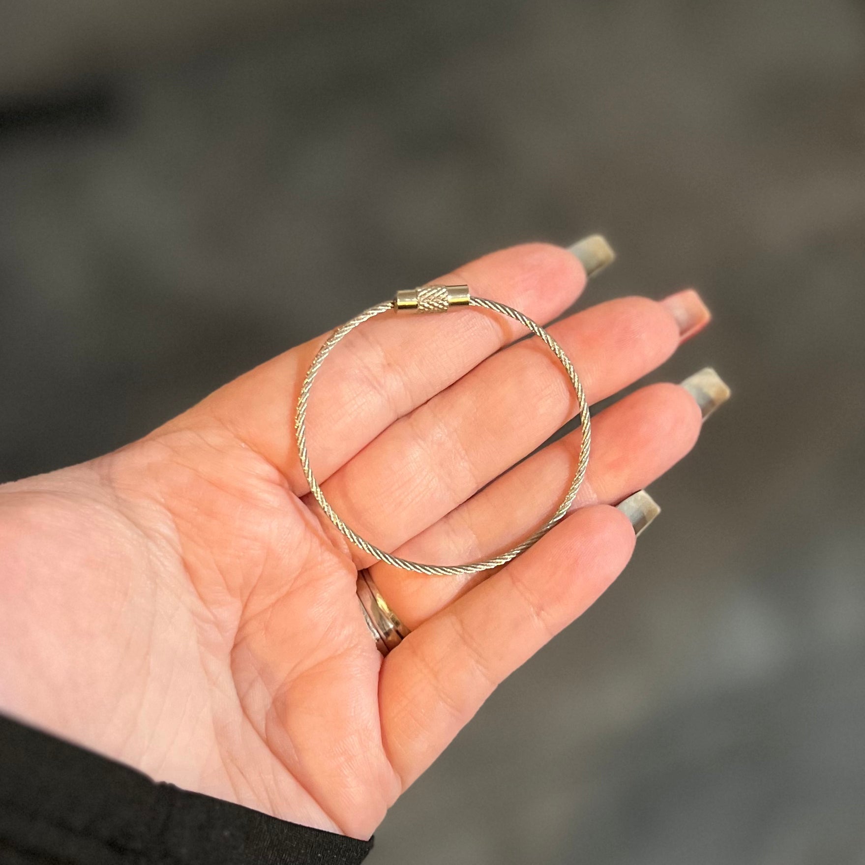 Wire Keychain Cable Thingie - Keychain Clips